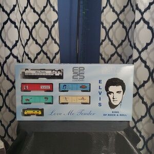 Elvis Presley "Love Me Tender" HO Scale Locomotive Set. Series 1